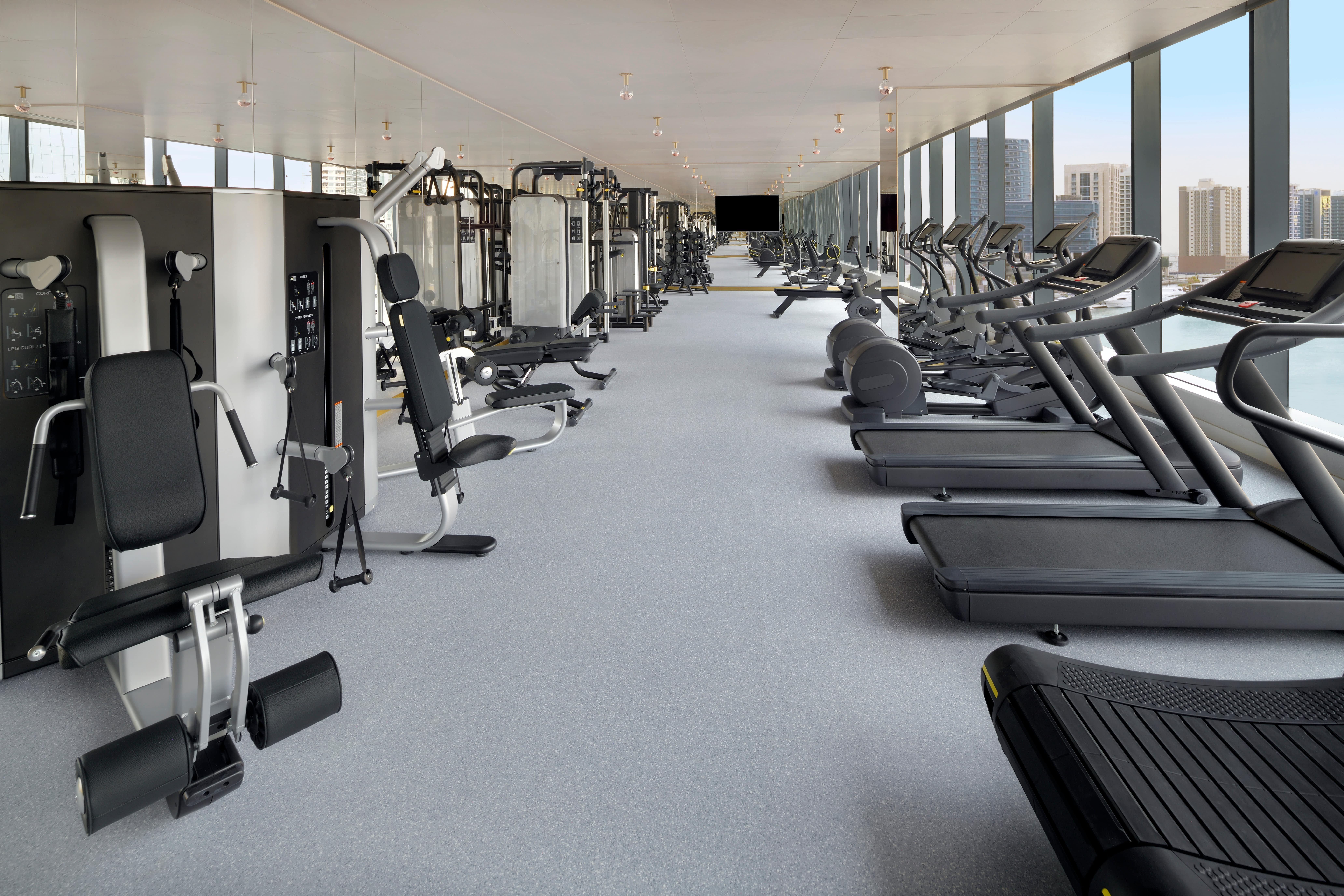 Hotel Indigo Dubai Downtown By Ihg Exteriör bild The gym at The Standard East Village
